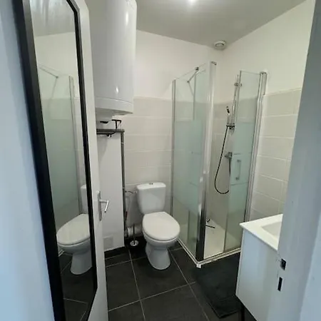 T2 2eme Etage *
